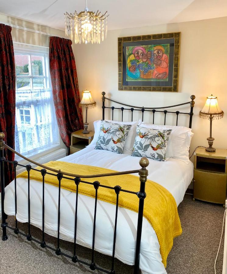 Lala Mundi Bed and Breakfast Brading Buitenkant foto