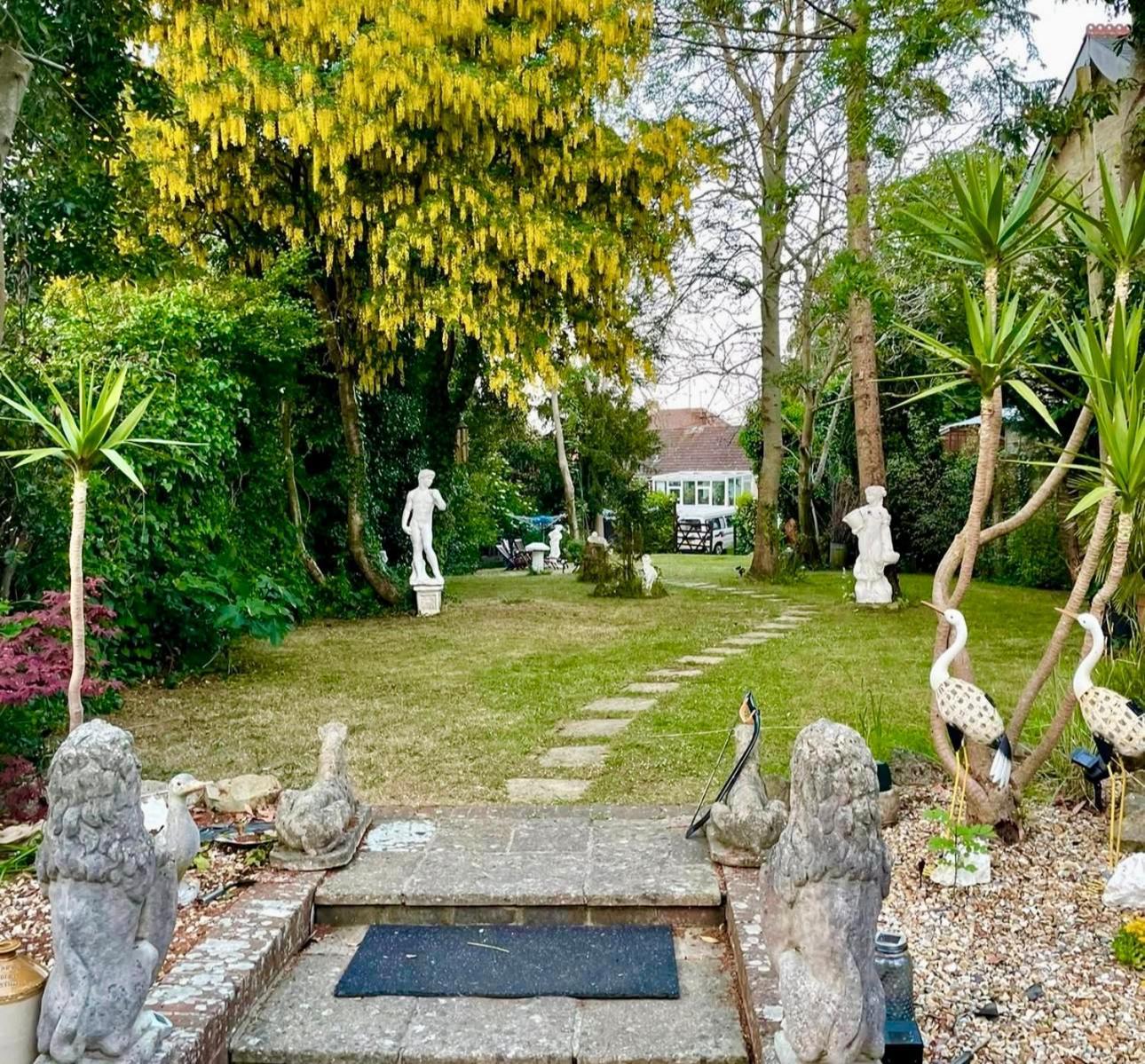 Lala Mundi Bed and Breakfast Brading Buitenkant foto